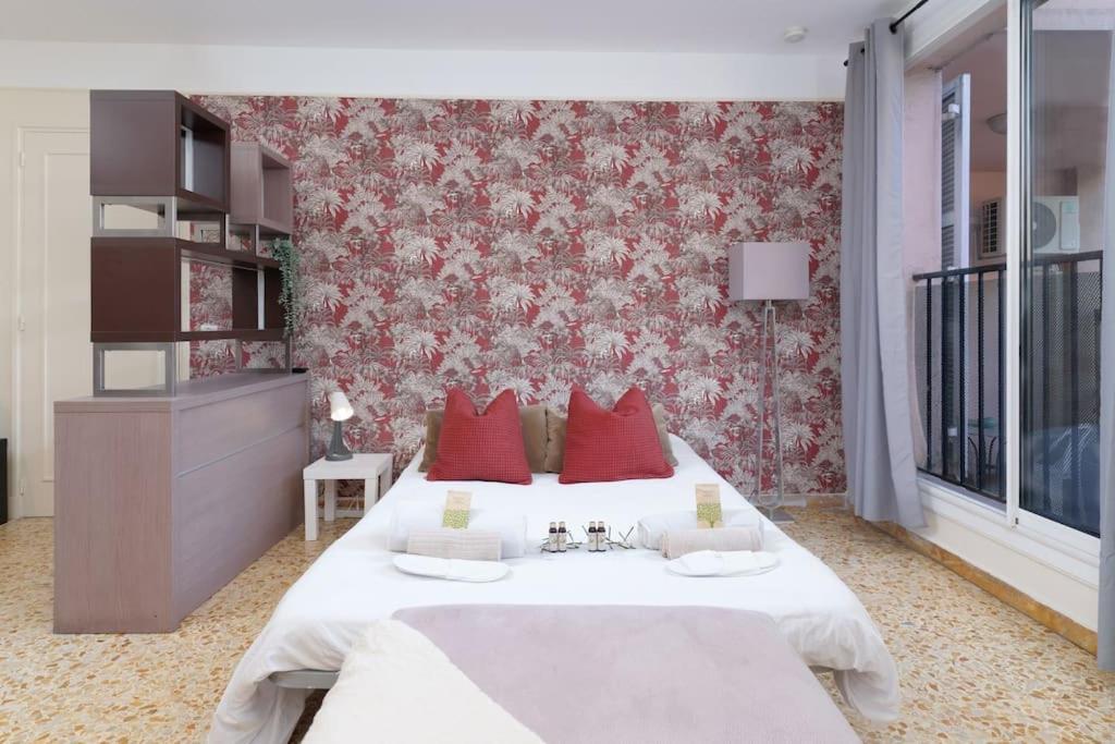 Le Tassigny By Apirent #central #calme #climatisation #wifi Appartement