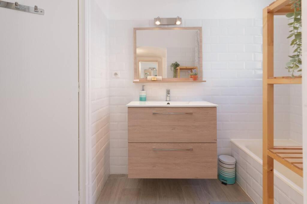 Appartement Le Tassigny By Apirent #central #calme #climatisation #wifi *